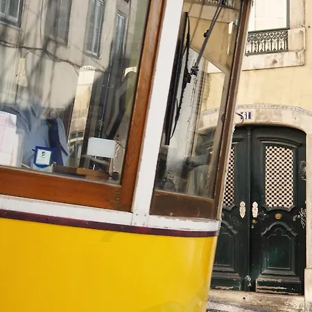 Апартаменти Combro By Patio 25 *