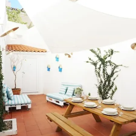 Combro By Patio 25 * Лісабон