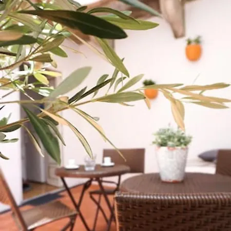 Combro By Patio 25 Лісабон