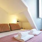 Apartment Combro By Patio 25