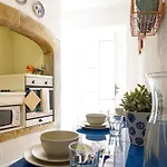 Apartment Combro By Patio 25 *