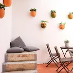 Combro By Patio 25 Apartment